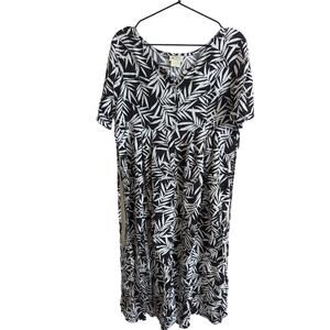 Vintage Chili Peppers Womens Sz M Midi Floral Casual Dress Black White